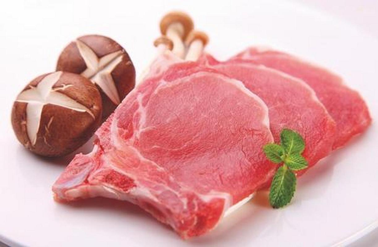 双轮驱动下的肉业巨头 生鲜冻品与肉制品业务营收及毛利结构解析